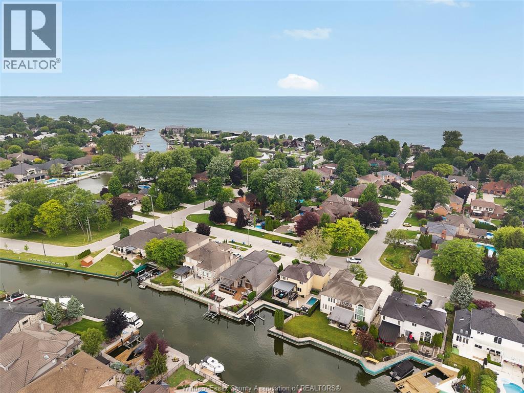263 RUSSEL WOODS DRIVE - 41