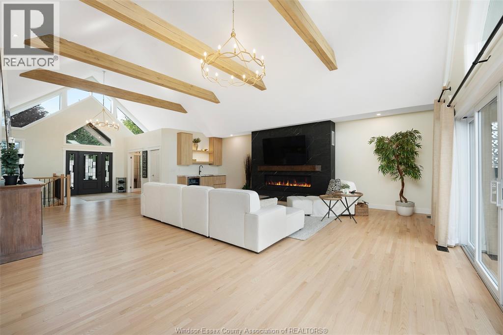 263 RUSSEL WOODS DRIVE - 6