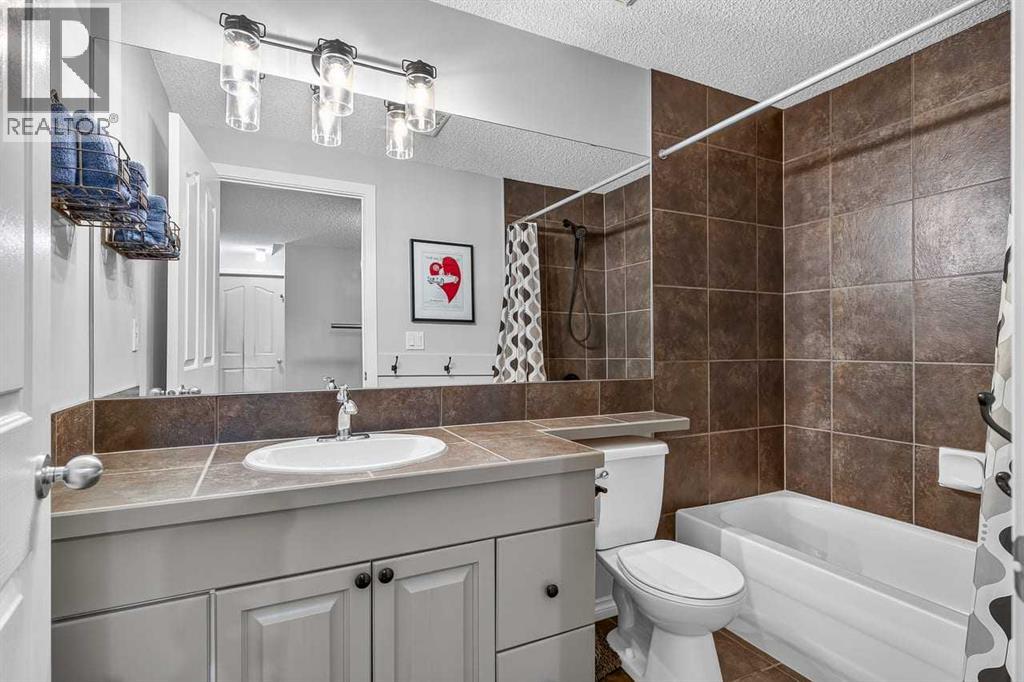 11 Chapala Square SE — photo 41