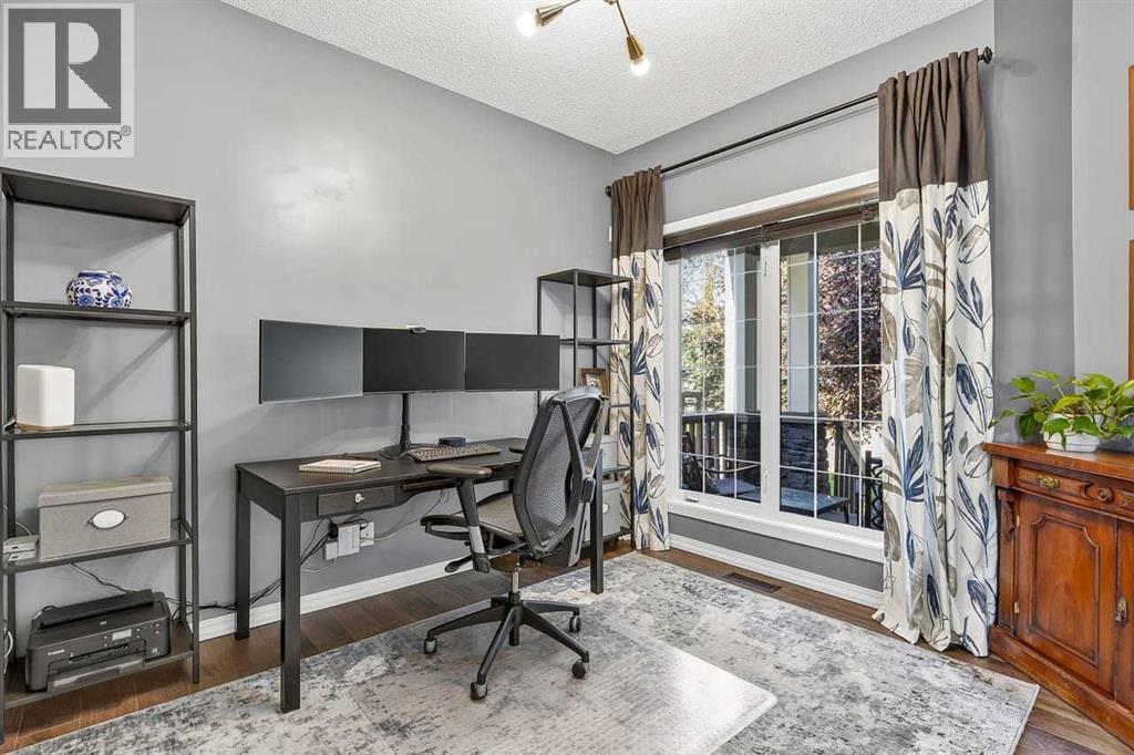 11 Chapala Square SE — photo 17