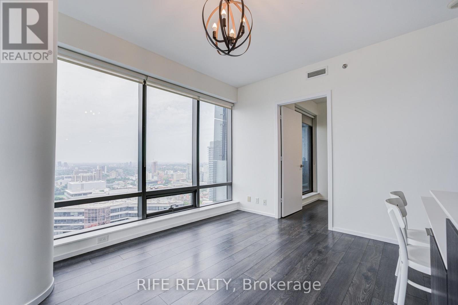 #3905 5 ST. JOSEPH STREET - Image 20