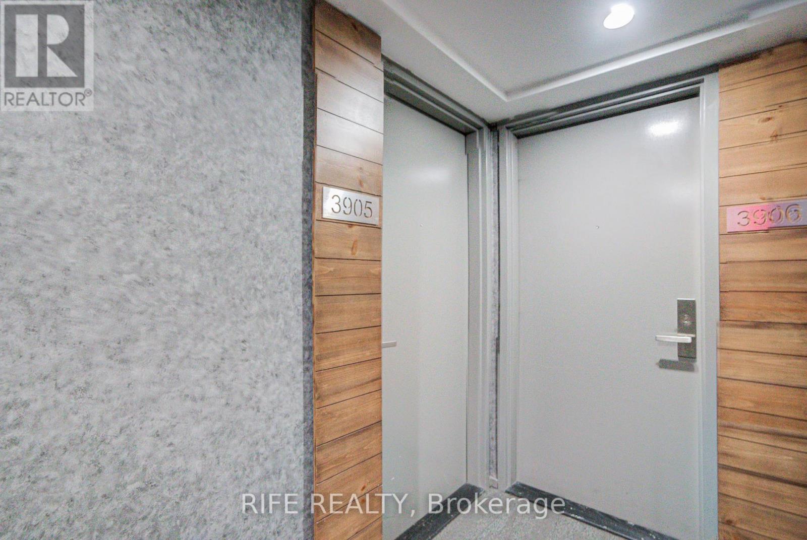 #3905 5 ST. JOSEPH STREET - 4