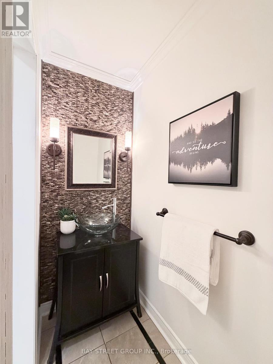 26 KEW GARDENS - 12