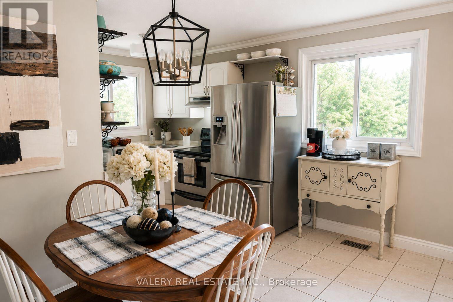 270 CYRUS STREET - 9