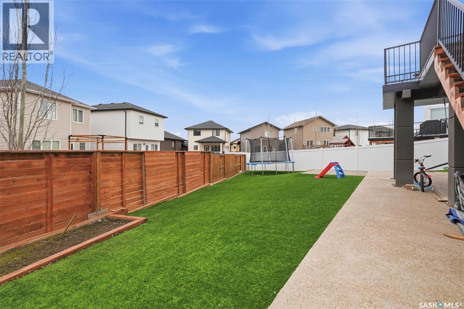 211 Burgess BAY - 35