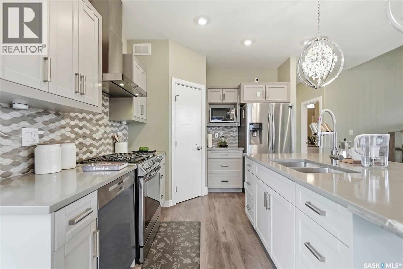 211 Burgess BAY - 7