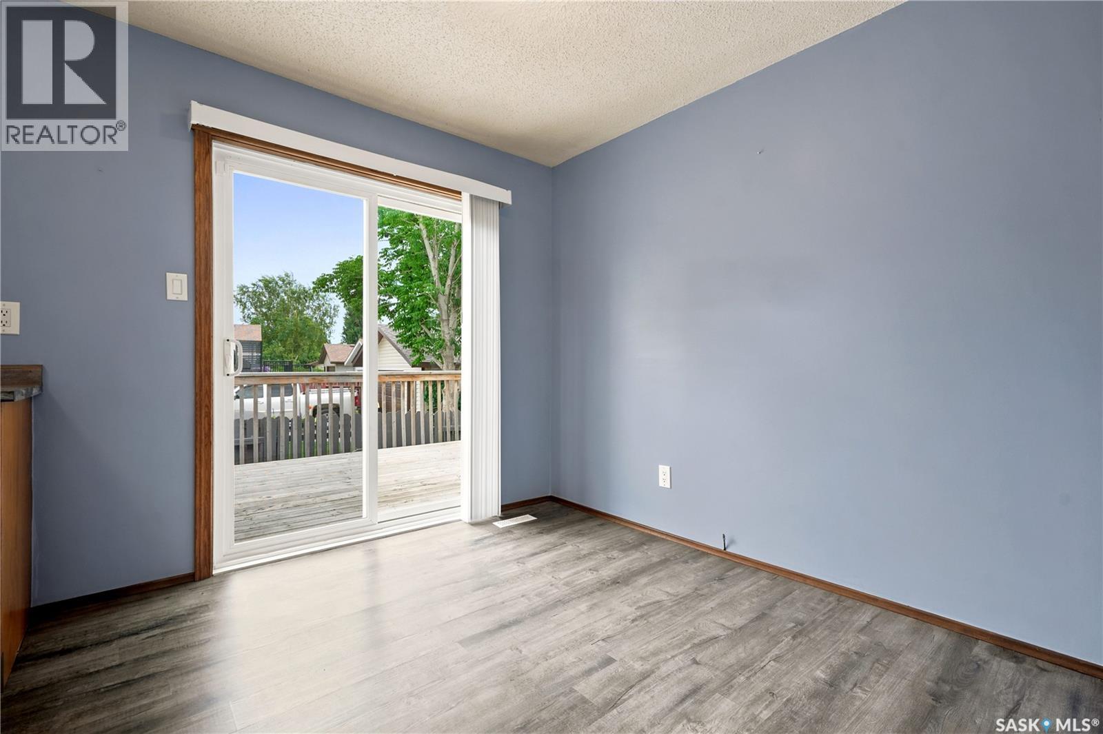 1027 Victory CRESCENT — photo 10
