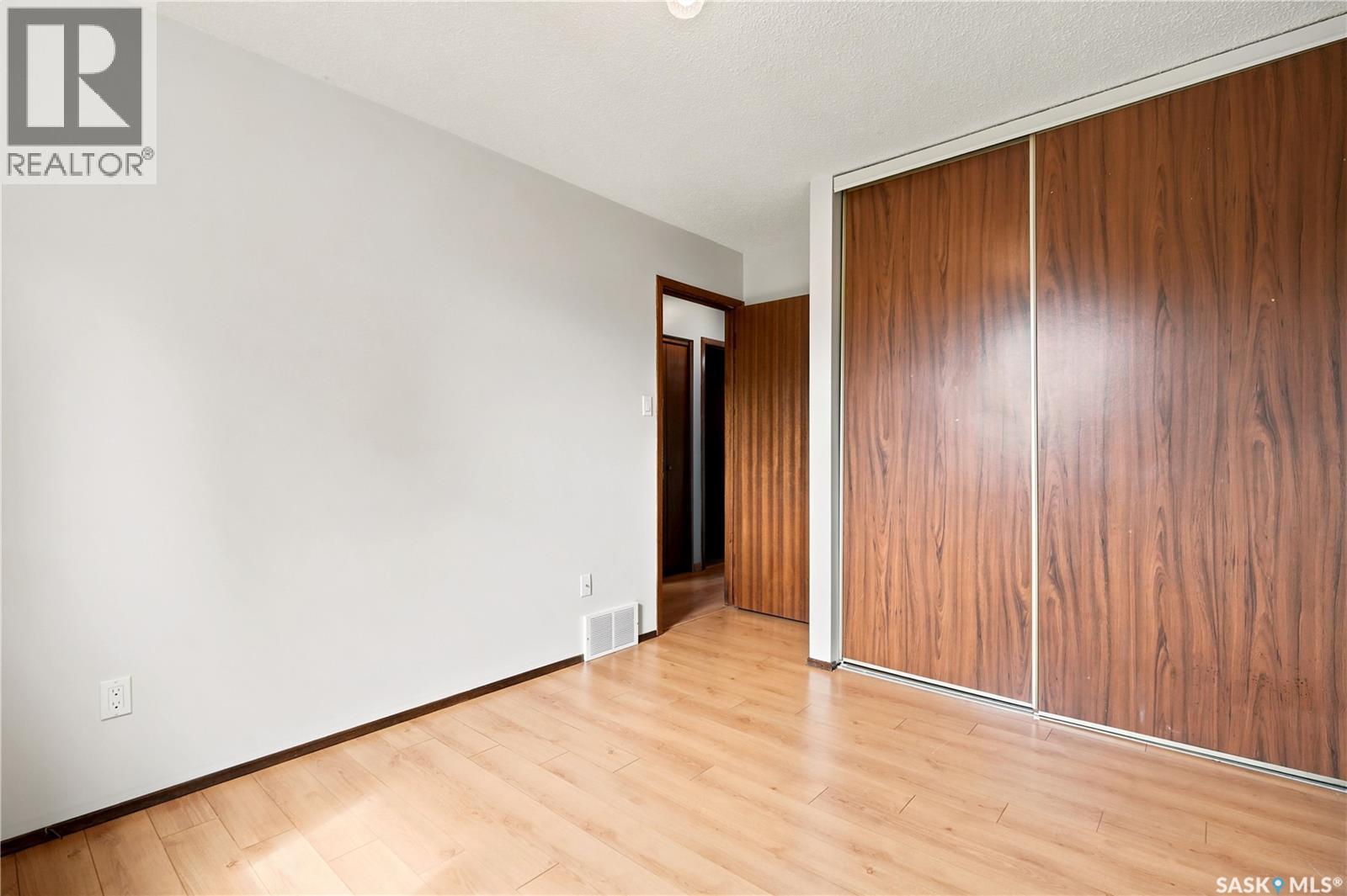 1027 Victory CRESCENT — photo 14