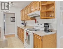 16 Spencer Road thumbnail 10