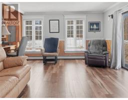 16 Spencer Road thumbnail 19