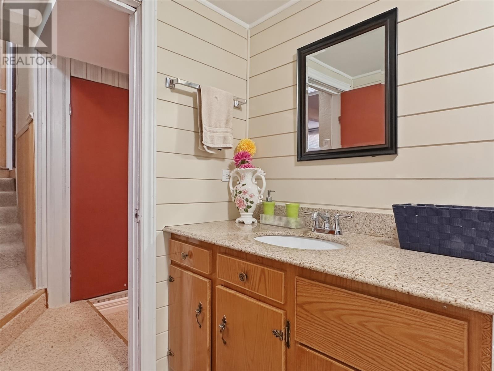 16 Spencer Road - 24