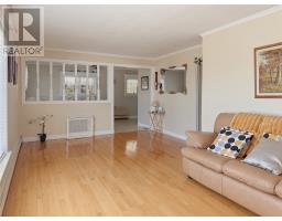 16 Spencer Road thumbnail 7