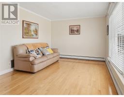16 Spencer Road thumbnail 8
