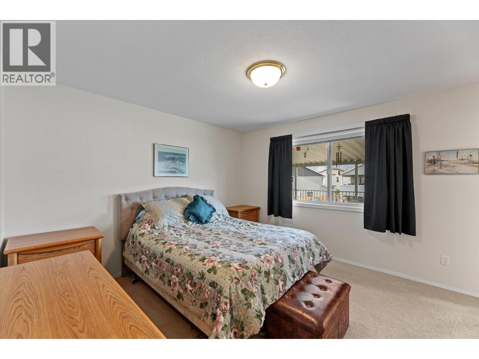 221 Drysdale Boulevard, Kelowna