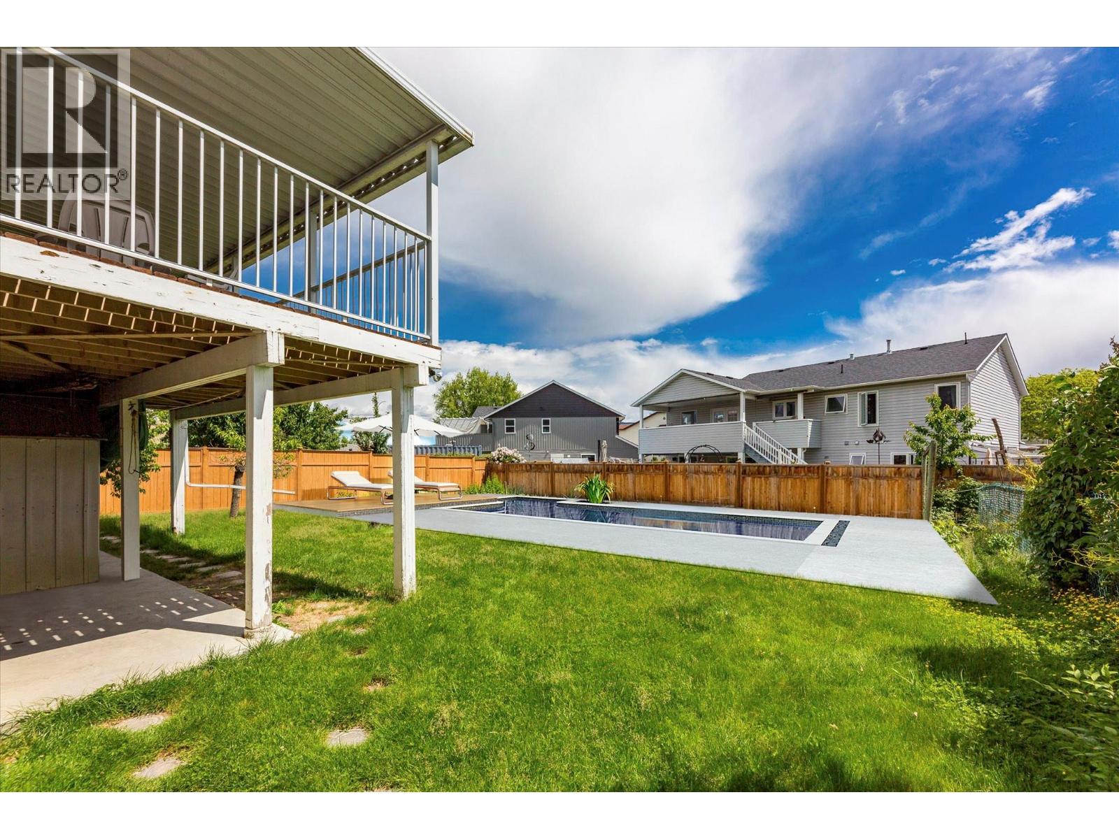 221 Drysdale Boulevard, Kelowna