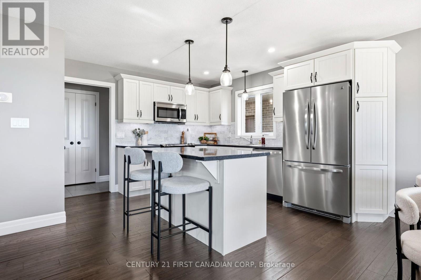 182 GILMOUR DRIVE - Image 7