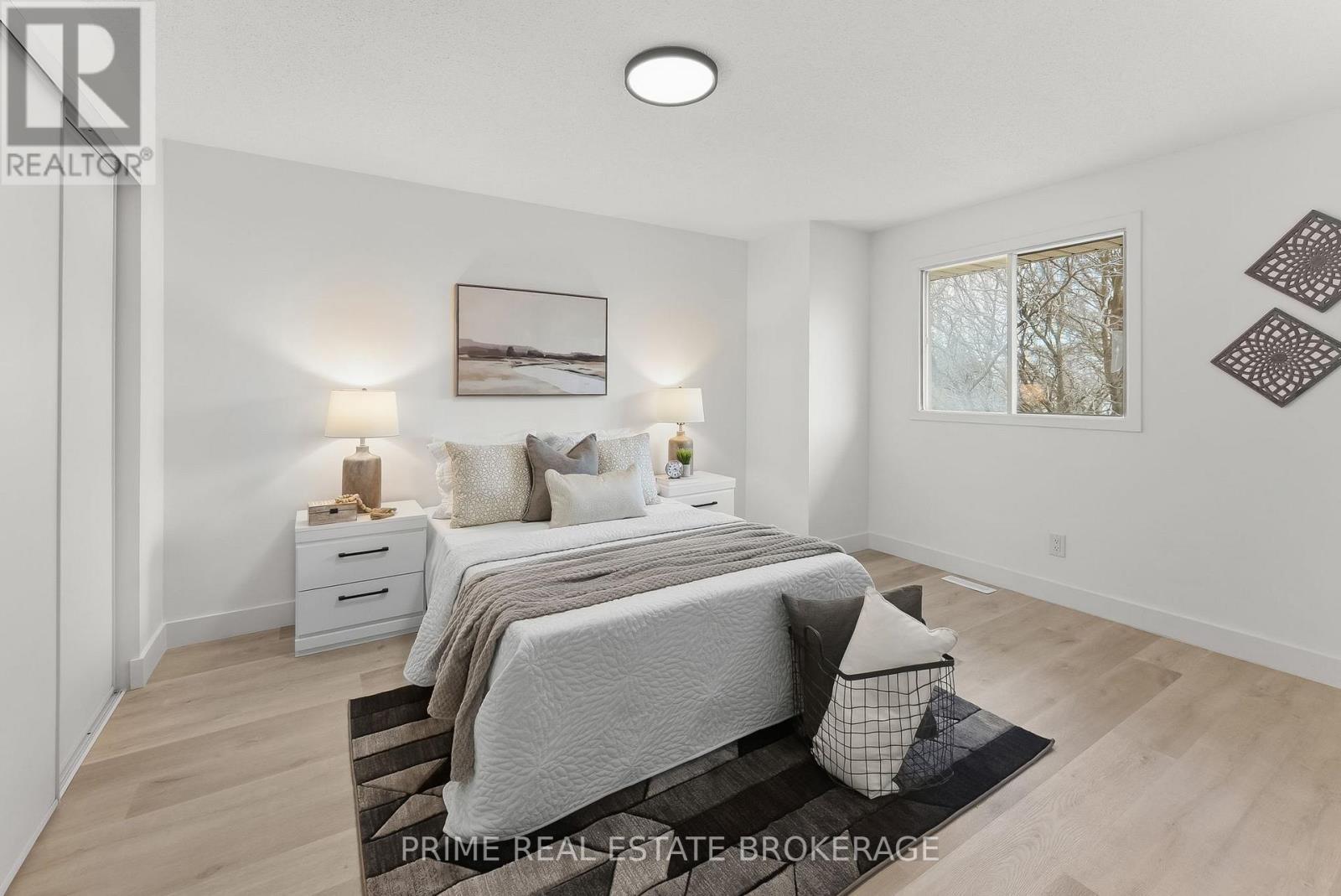 #48 126 BELMONT DRIVE - 22