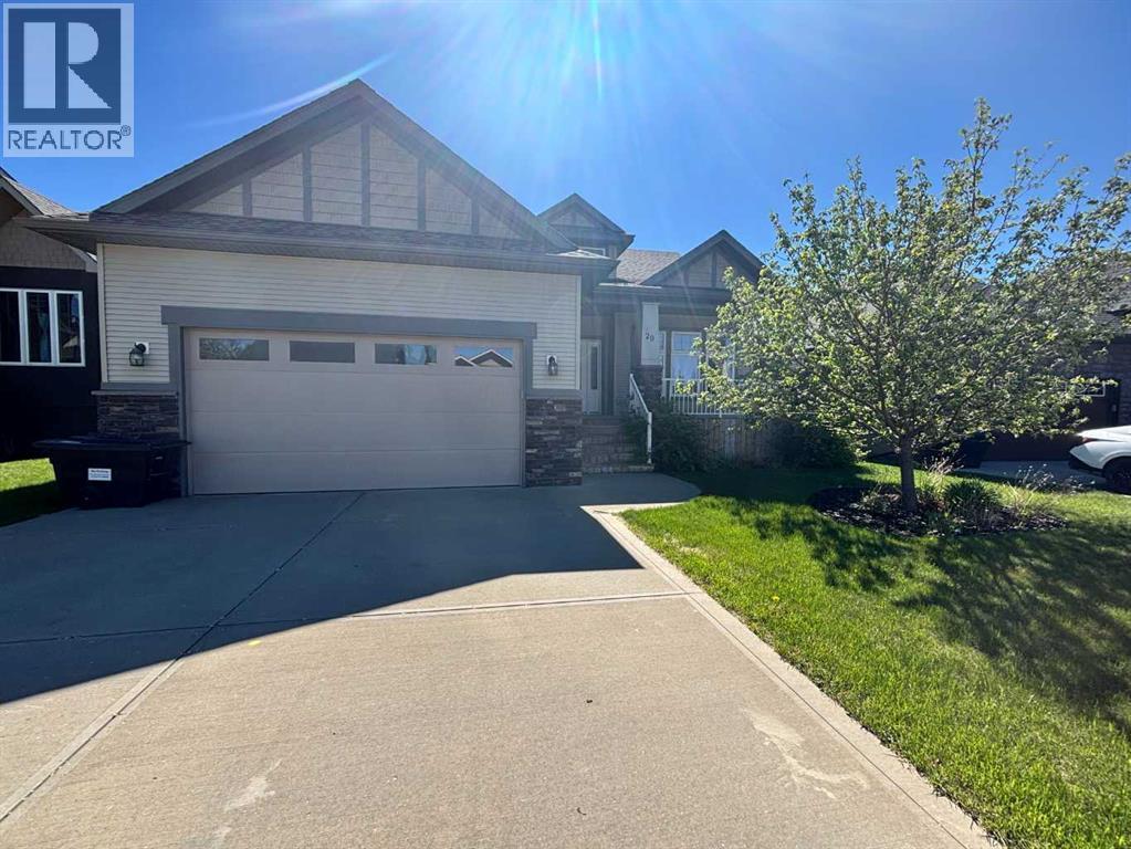 29 Emily Crescent - 1