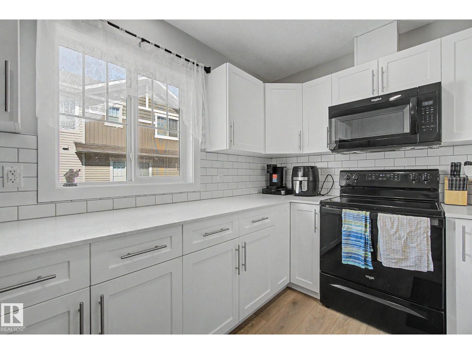 #90 17832 78 ST NW - 13