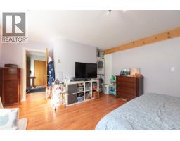 7862 Eagle Drive, Halfmoon Bay, BC V7Z1A3 Photo 23