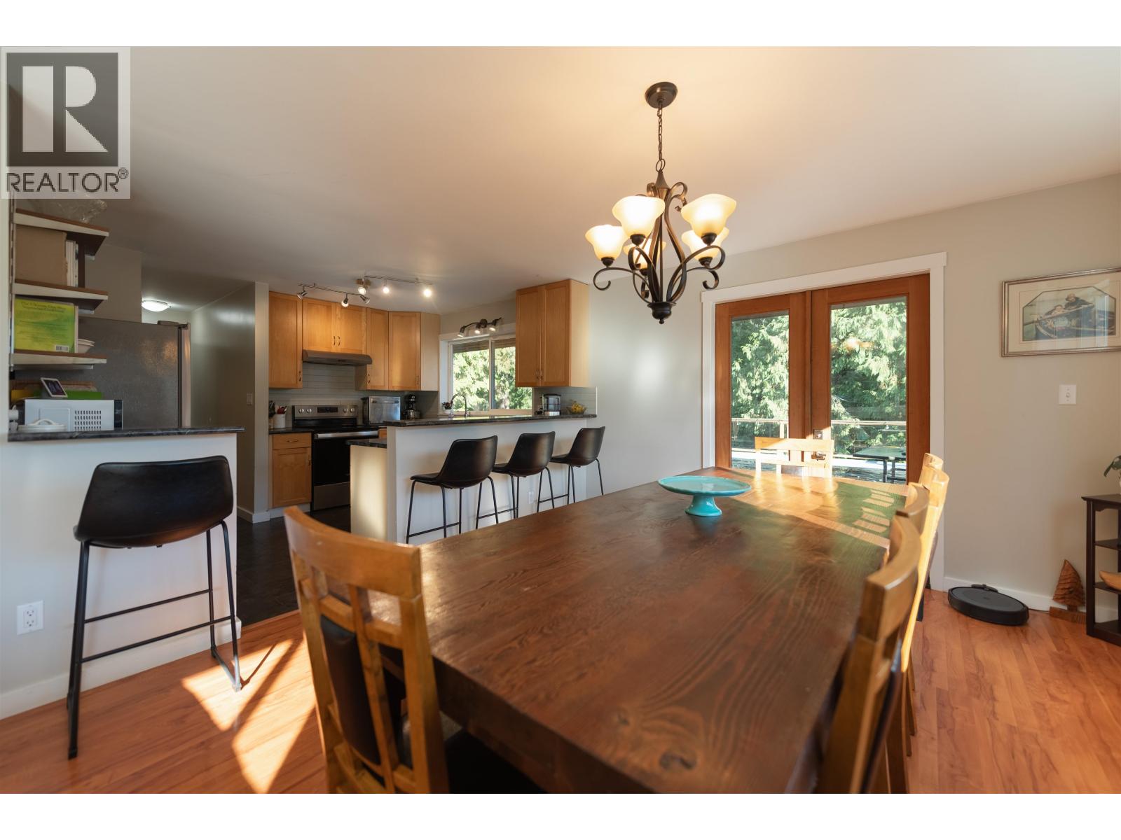 7862 EAGLE DRIVE, Halfmoon Bay