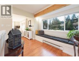 7862 Eagle Drive, Halfmoon Bay, BC V7Z1A3 Photo 6