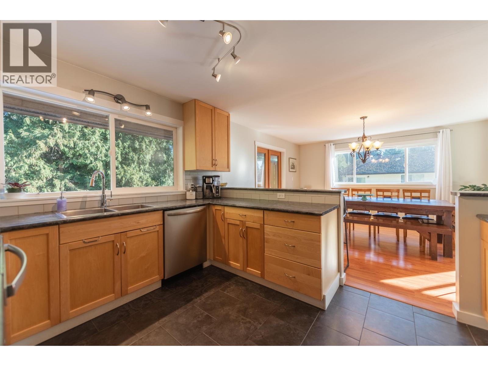 7862 EAGLE DRIVE, Halfmoon Bay