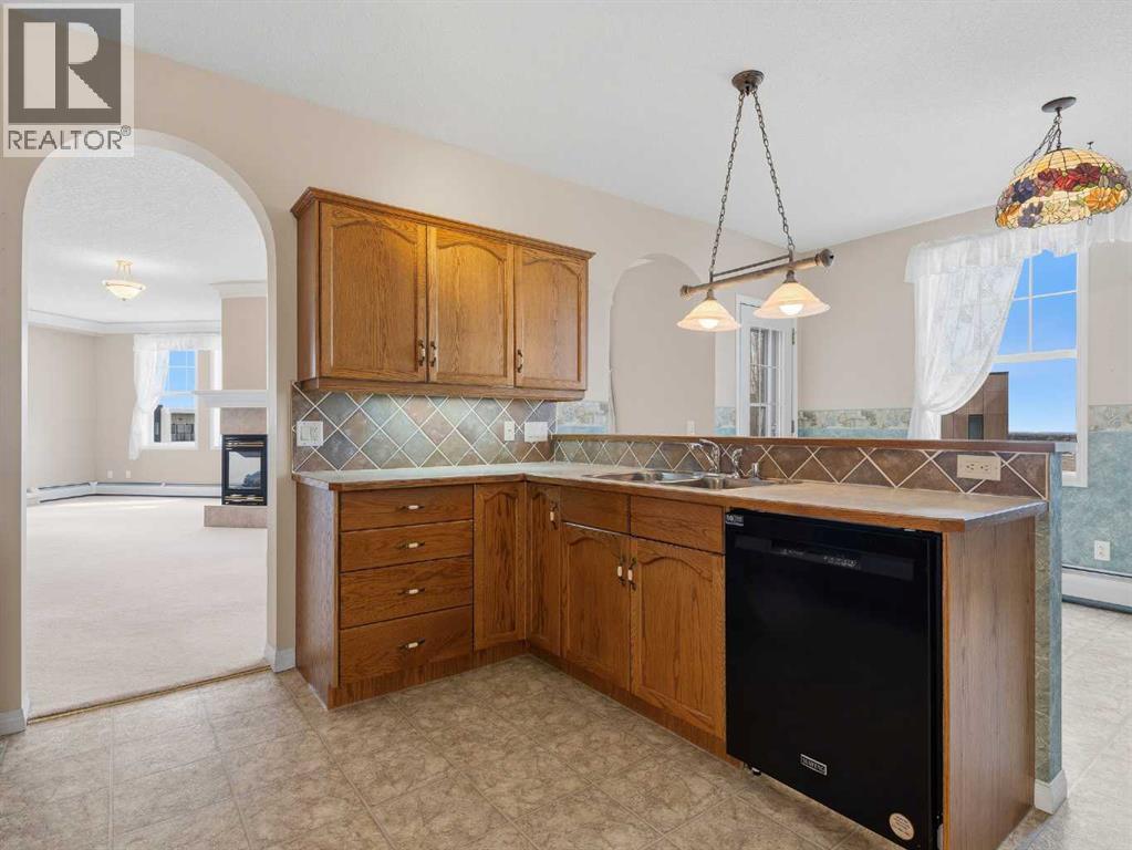 #5406 14645 6 Street SW - 15