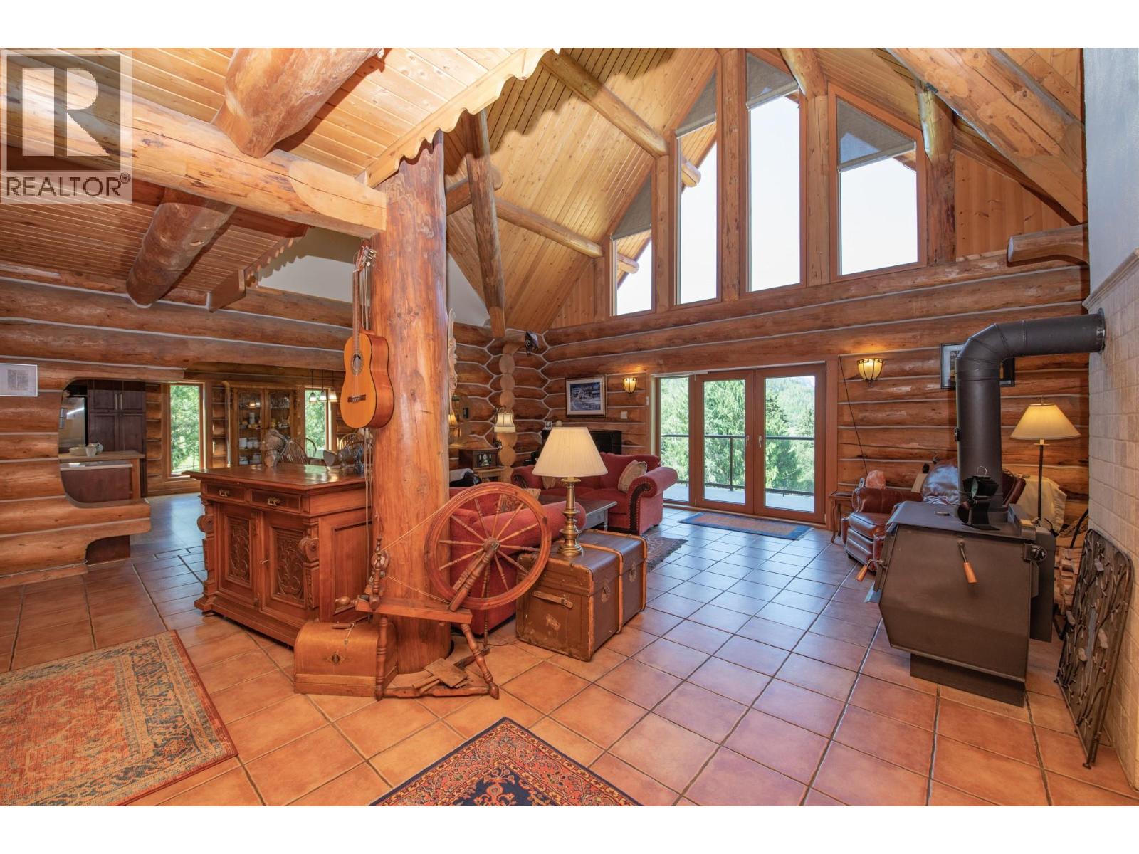 592 Bear Valley Road - 16