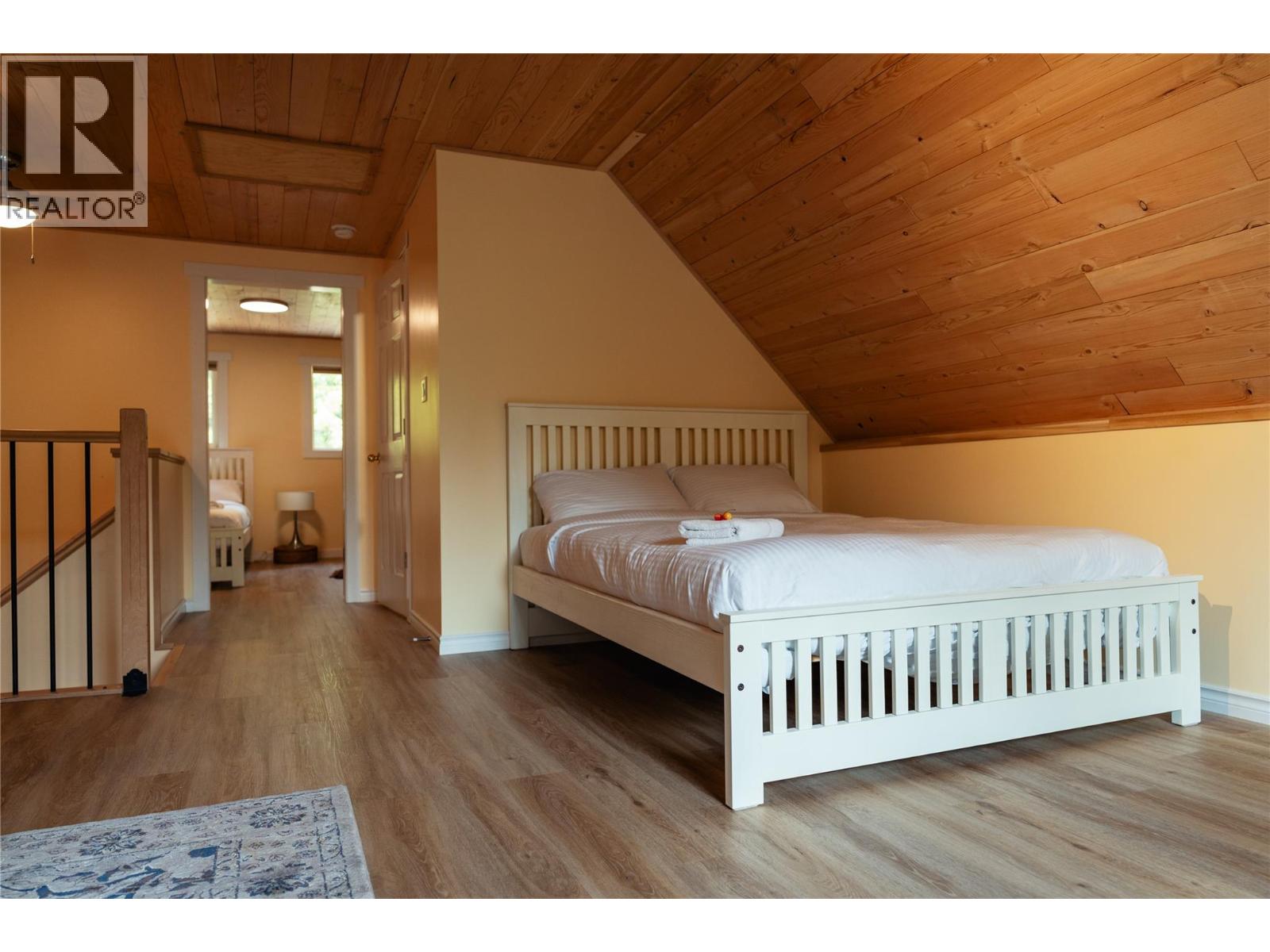 592 Bear Valley Road - 78