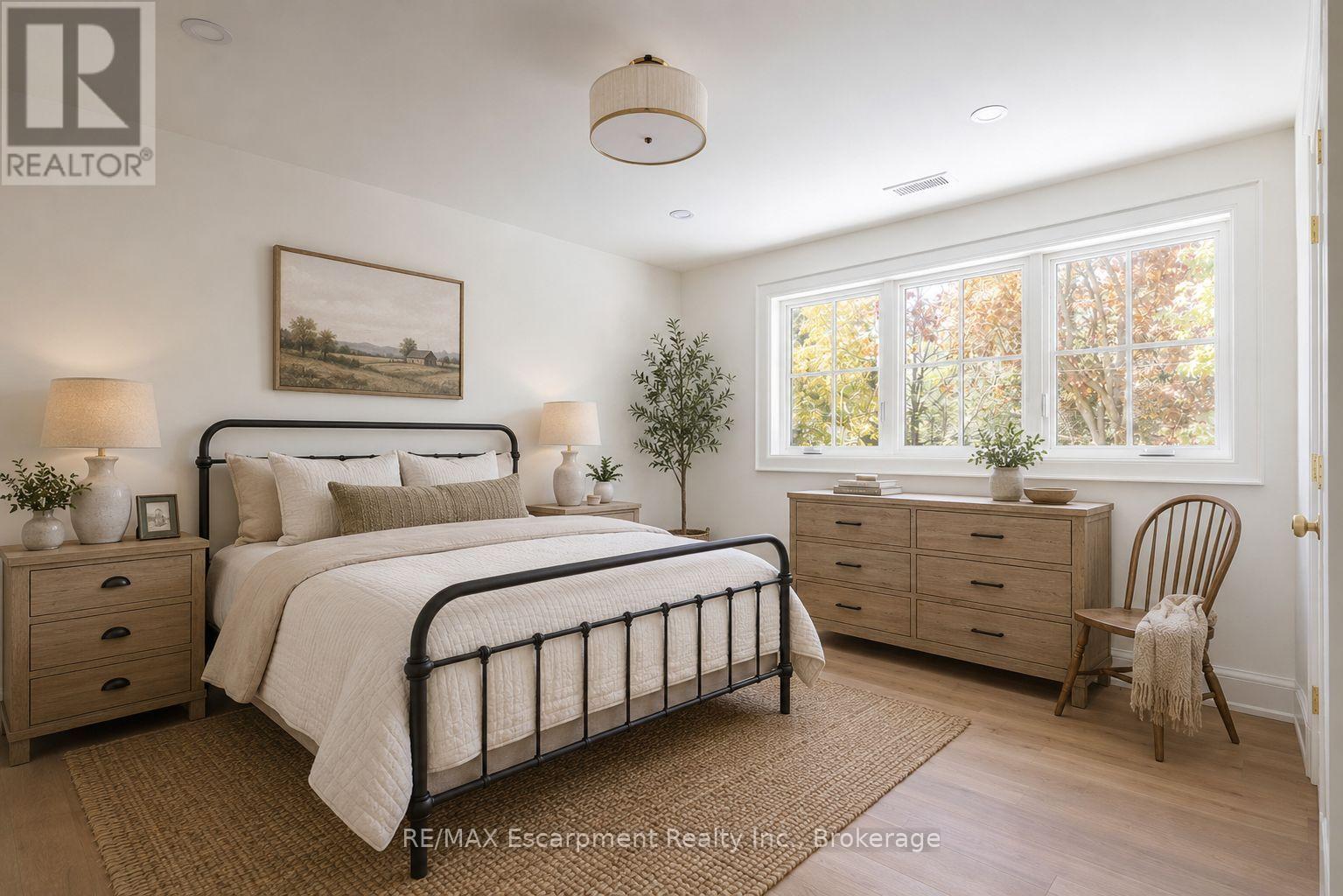 130 EDGECLIFFE PLACE - 35