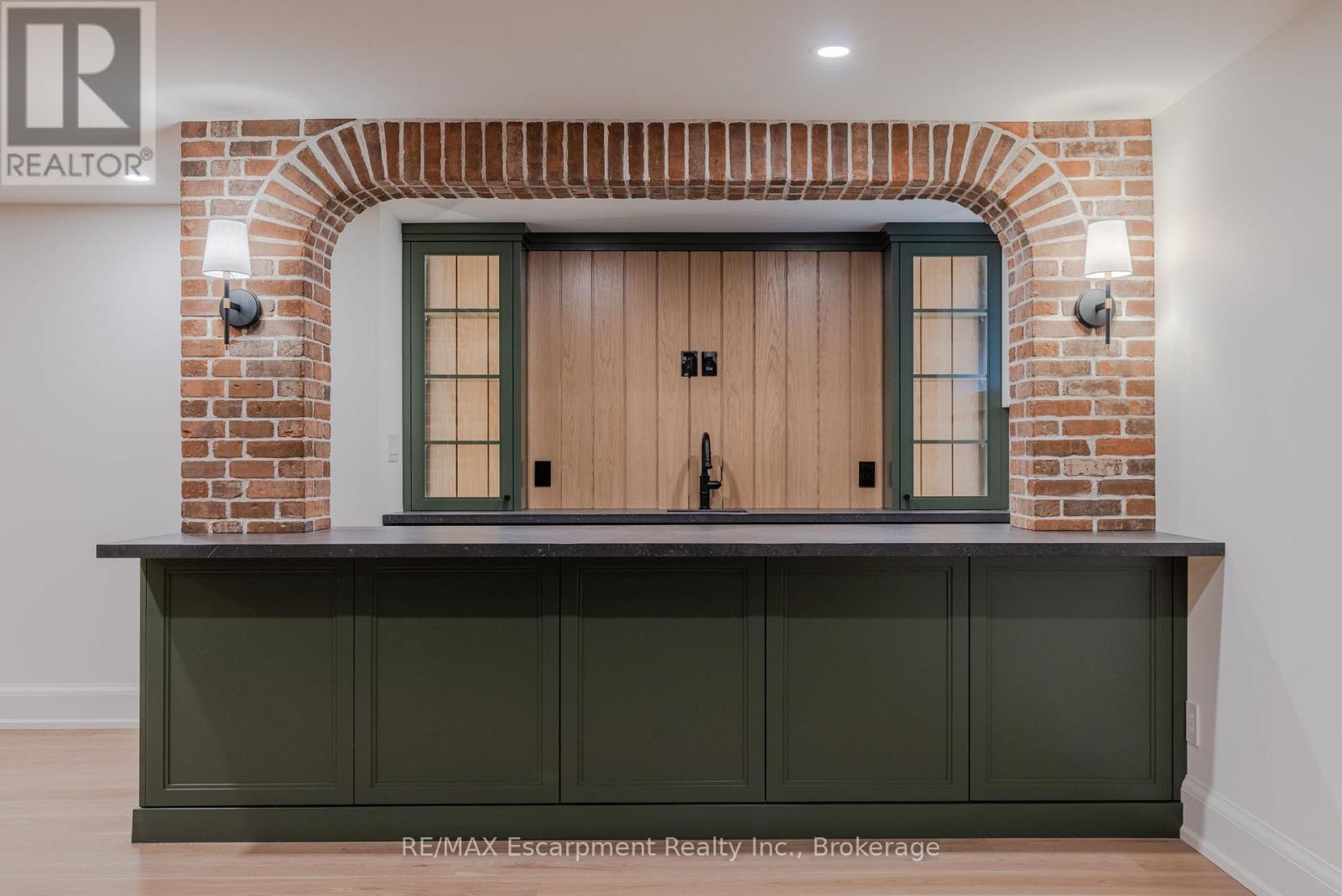 130 EDGECLIFFE PLACE - 39