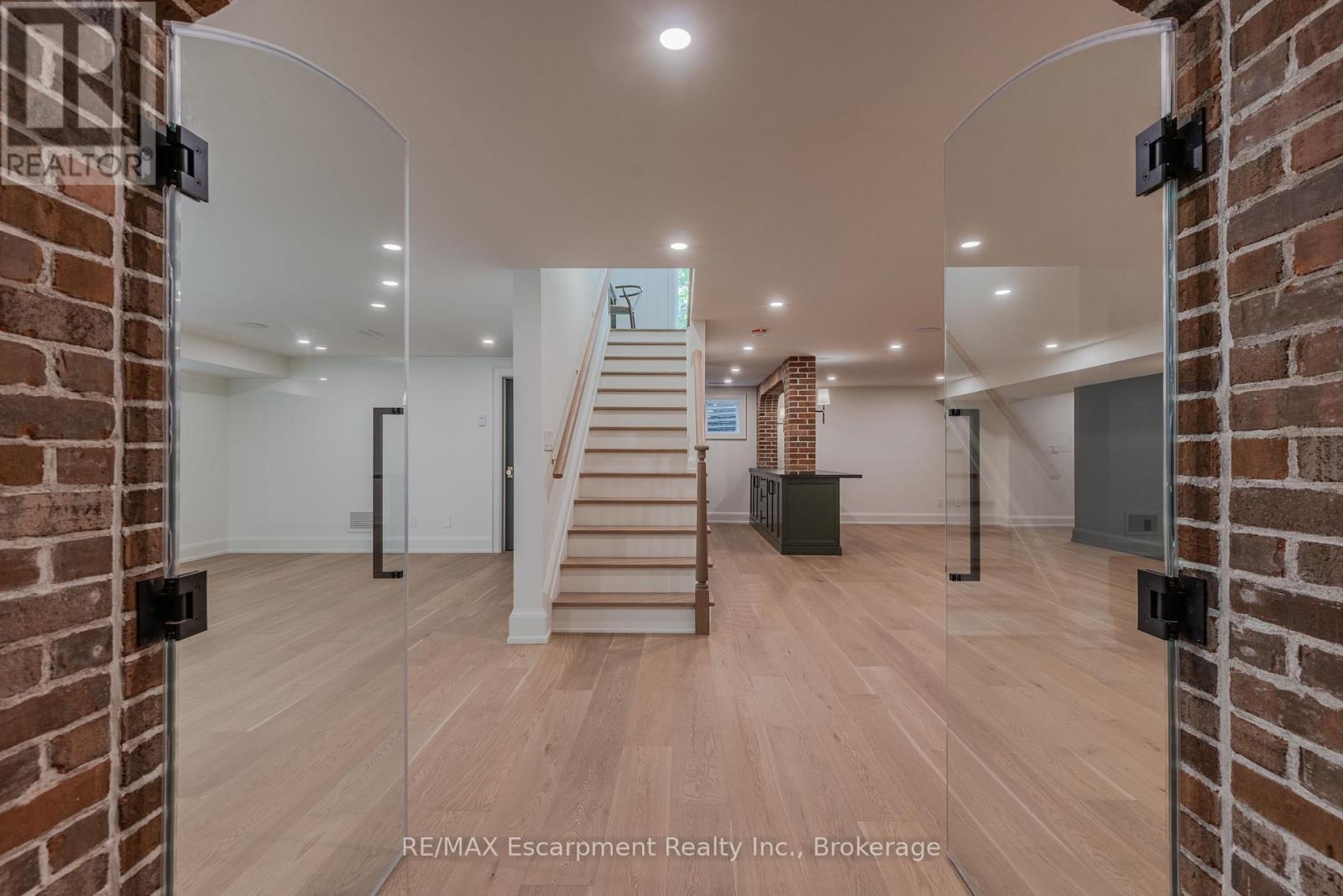 130 EDGECLIFFE PLACE - 42