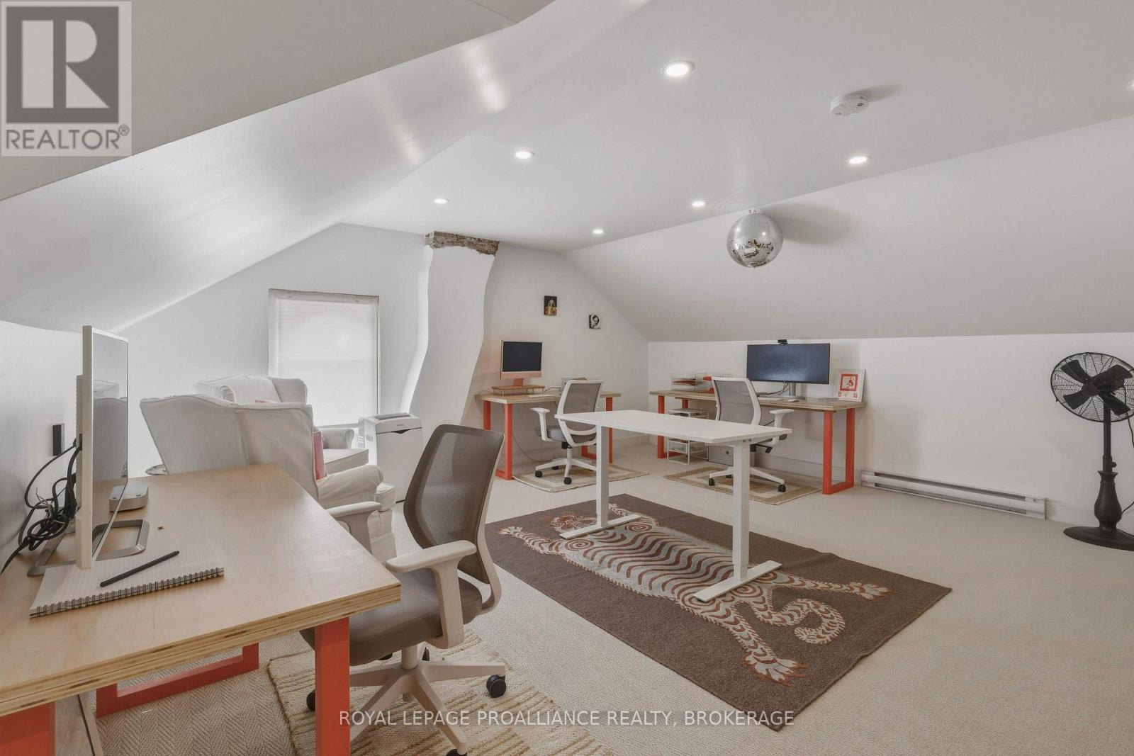 181 MONTREAL STREET - 34