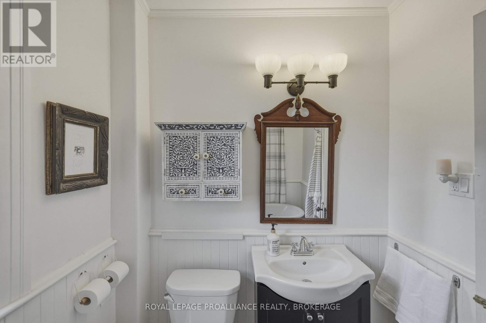 181 MONTREAL STREET - 40