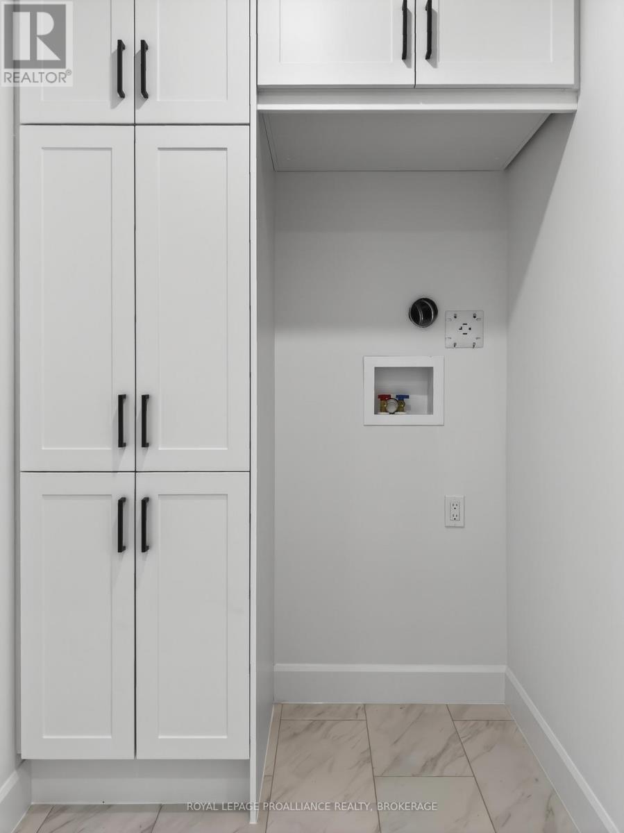 190 JEAN DRIVE - 15