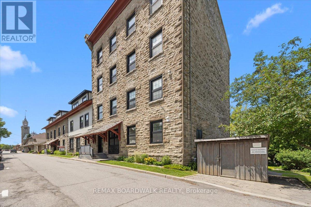 1 – 45 MILL STREET, Ottawa. Luxury613. By Peter Sagos - Image 34
