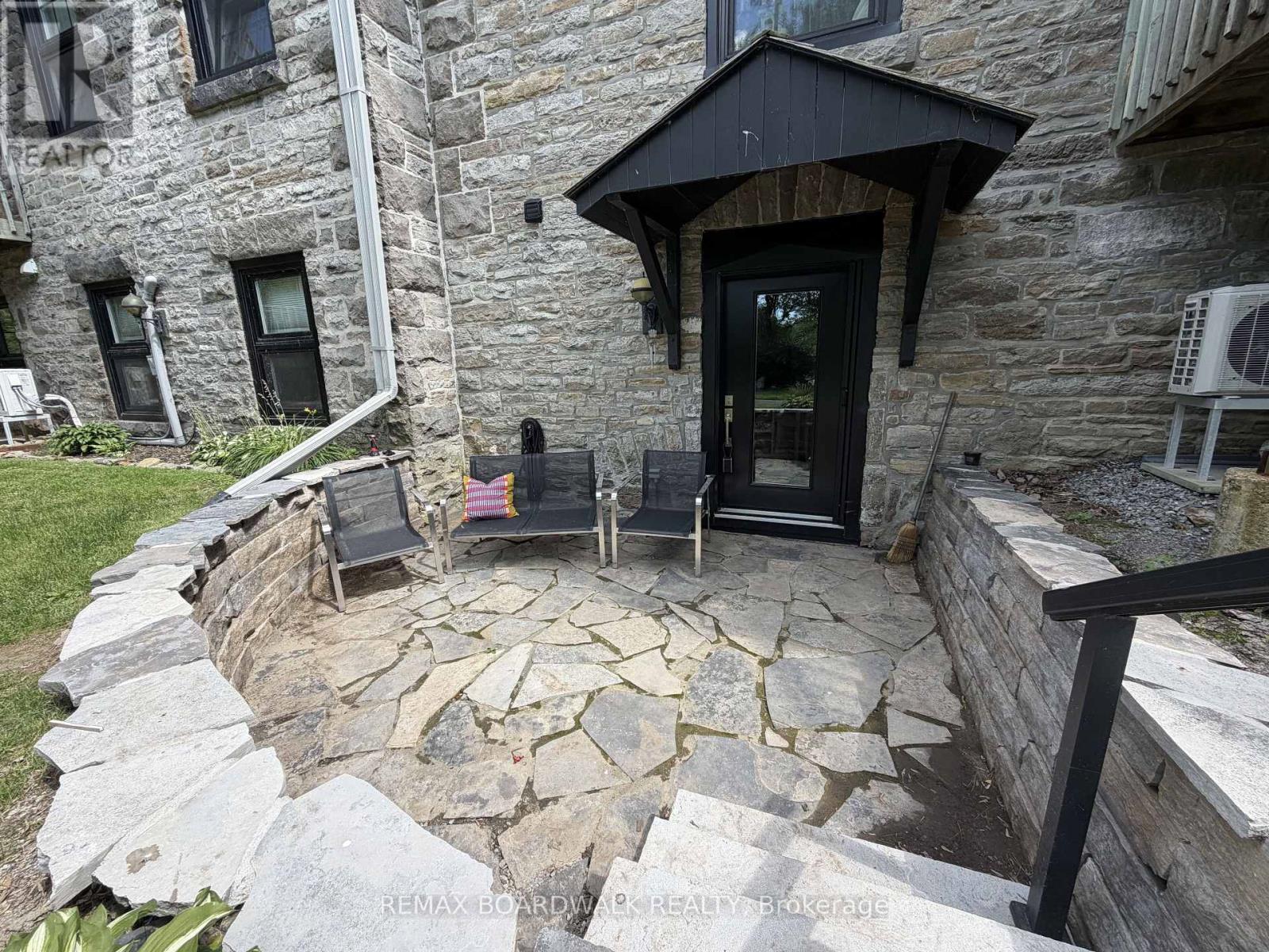 1 – 45 MILL STREET, Ottawa. Luxury613. By Peter Sagos - Image 39