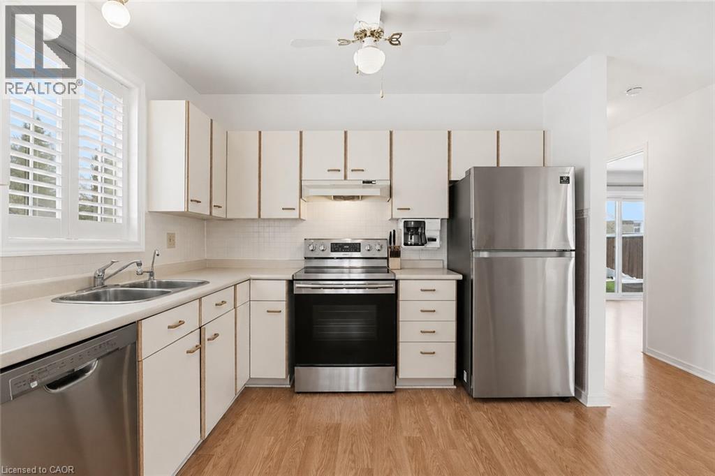 #68 122 BUNTING Road - 11