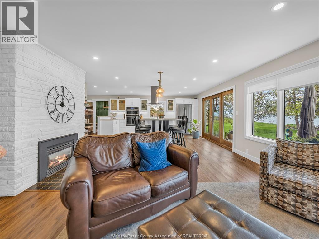 388 SEACLIFF DRIVE West - 9