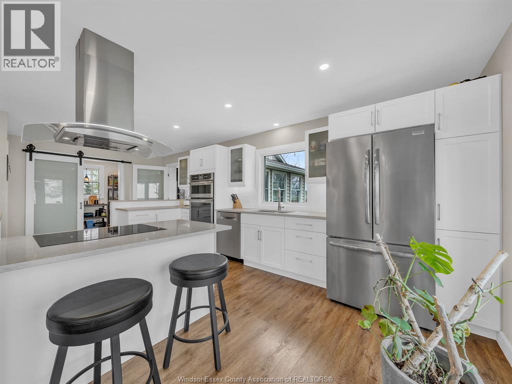388 SEACLIFF DRIVE West - 14