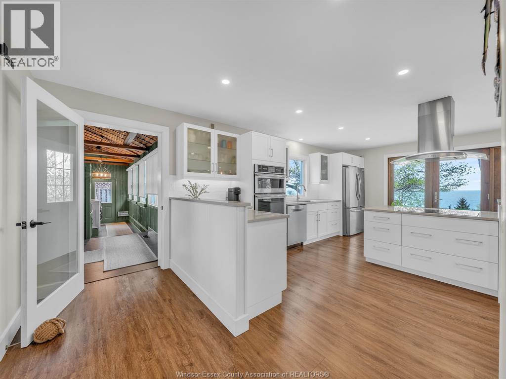 388 SEACLIFF DRIVE West - 17