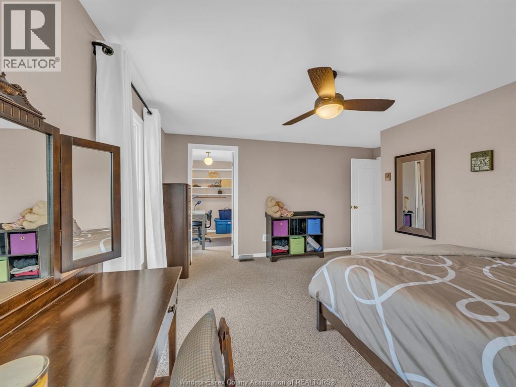 388 SEACLIFF DRIVE West - 25