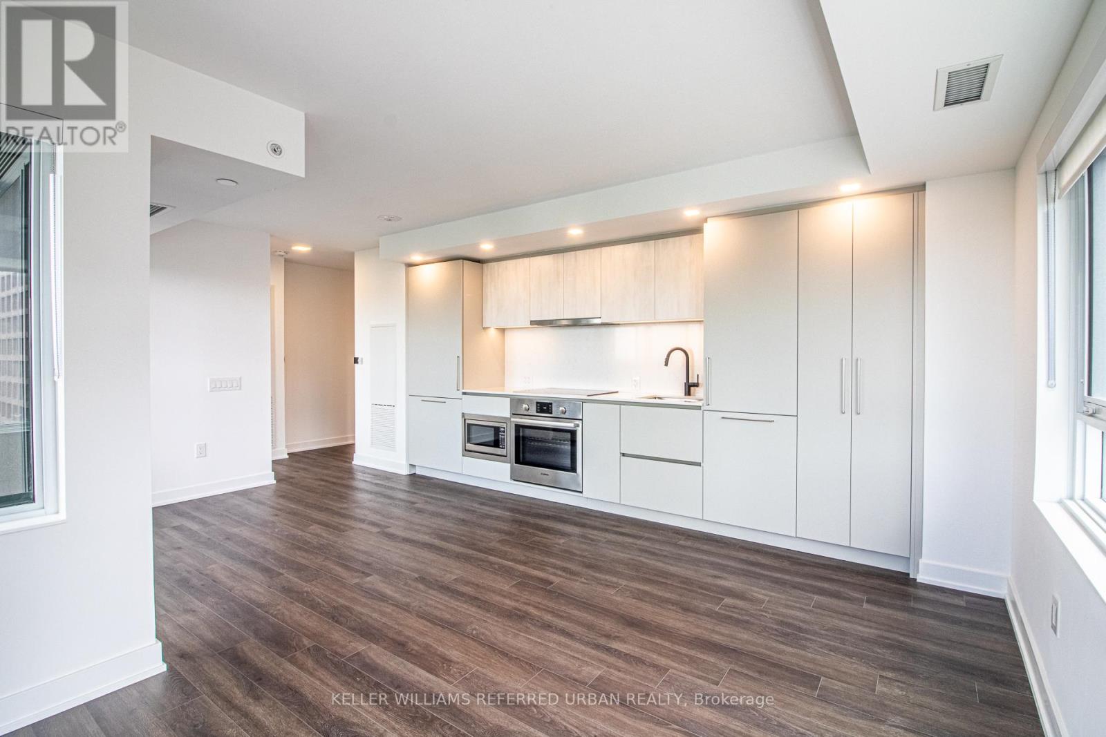 #2104 609 SHERBOURNE STREET - 17