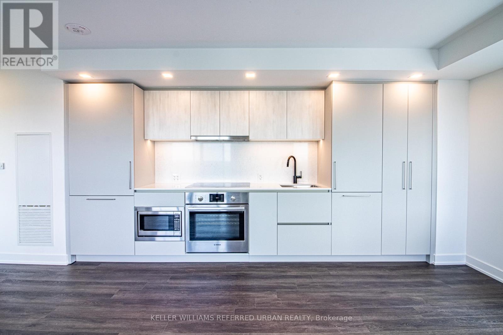 #2104 609 SHERBOURNE STREET - 18