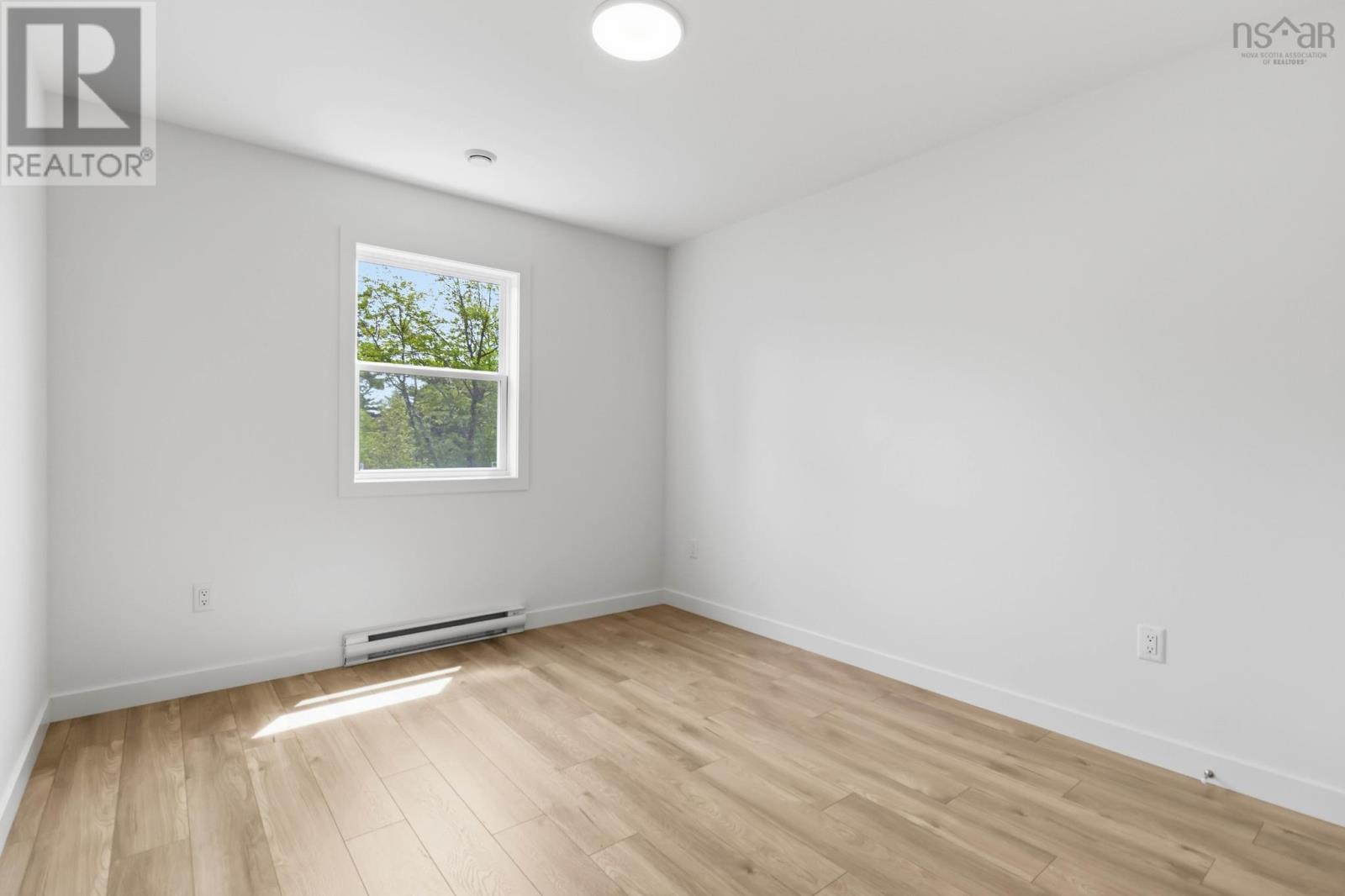 DA-60 205 Darner Drive - 20