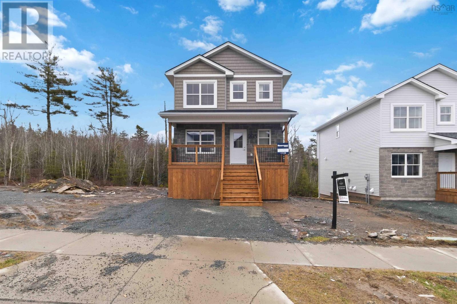 DA-60 205 Darner Drive - 1