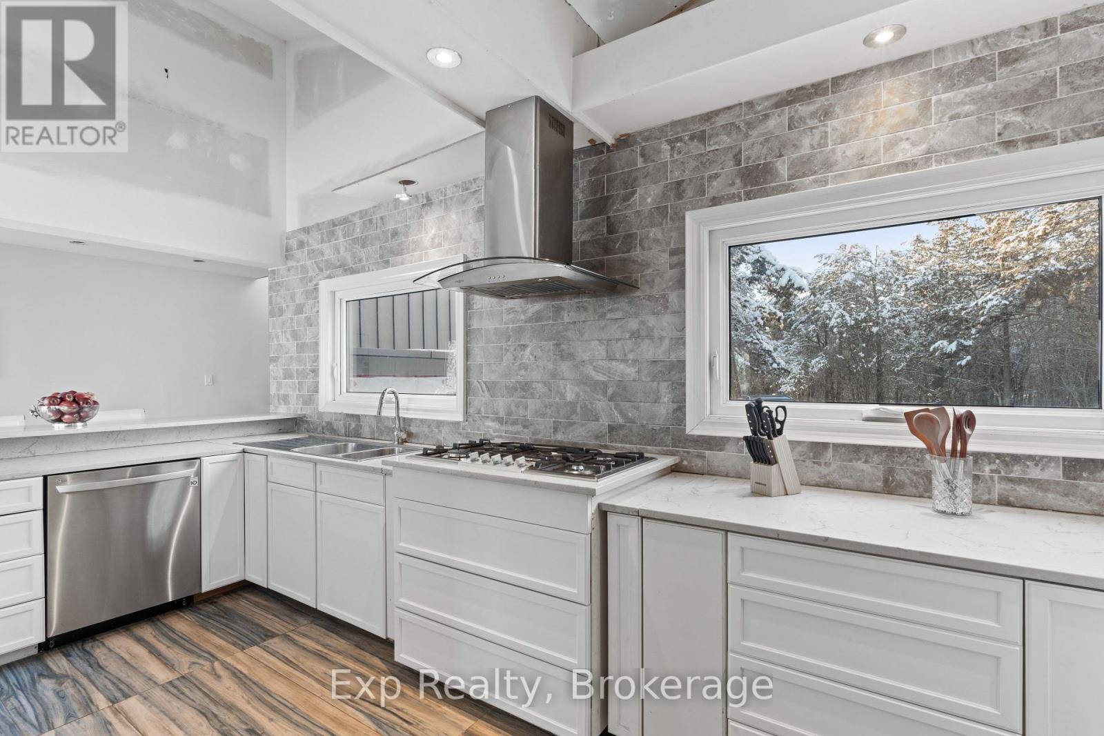 23 SIDNEY SHORE LANE - 10