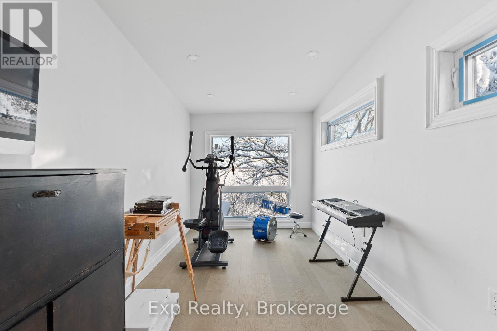 23 SIDNEY SHORE LANE - 23