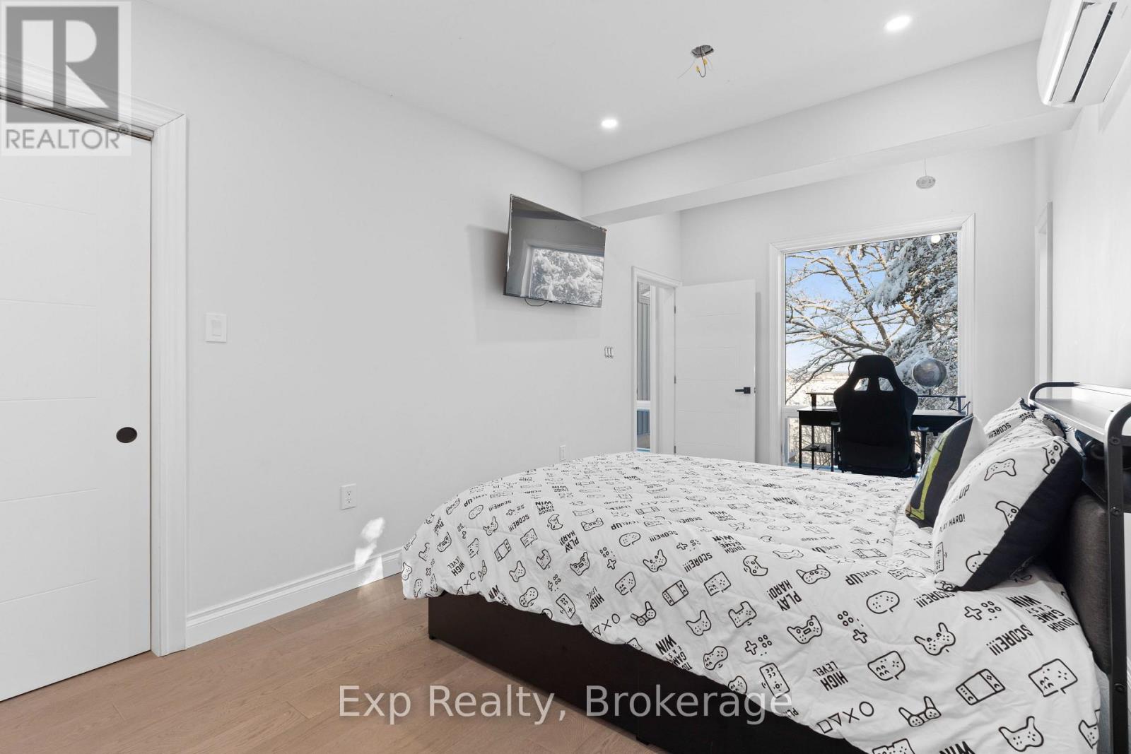 23 SIDNEY SHORE LANE - 26